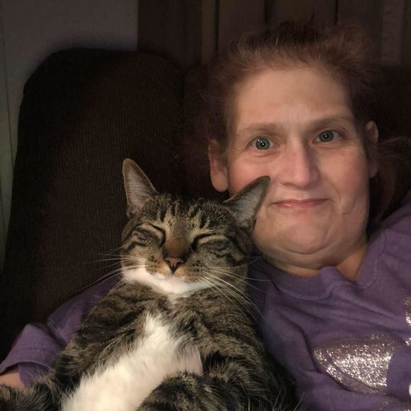 Meet your Posher, Kim - Picture 1 of 1